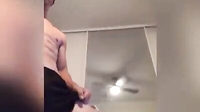 Gay Muscle Cam Boys Fit Brunette Wankin Show