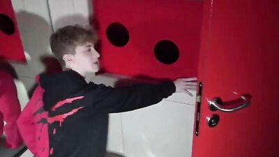 Raw Gloryhole Bareback Group Sex - Big Cocks and Cum Shots