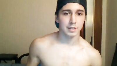 Muscle Web Cam Showdown: Pitting Biceps and Triceps for Your Pleasure!