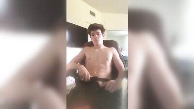 Ultra Big Cock Strip Cute Fit Reveals Boys Porn - A Gay XXX Video Experience!