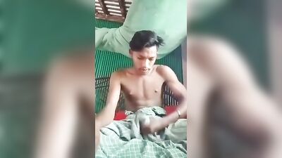 Selfie Gay Boys Porn - Amateur Cum Shots and Web-Cam Fun!