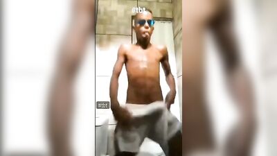 Young Black Latino Big Cock Bulge Dancer: Nalbinhos Solo Show