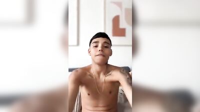 Latino Solo First Time Kevin Caicedo Menino Cueca Bisexual Fetish Boys Porn - Também queria ver