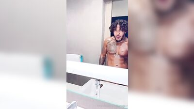 Straight Str8 Boxer Blows His Load!