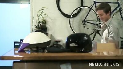 Gay Twink Couple Workers - Steamy Outdoor Sex Show on Cam Tube!