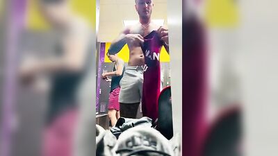 Lockerroom Arnon: Public Gym Anon Spy Vid!