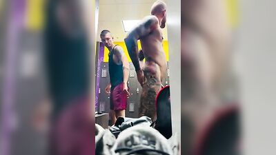 Lockerroom Arnon: Public Gym Anon Spy Vid!