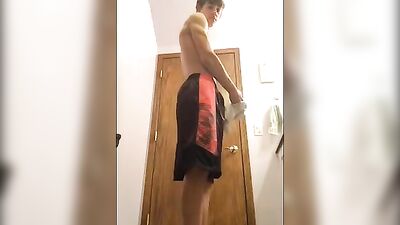 Gay Bathroom Amateur Cum Shots Solo Twink Boy Wank Jerk Cum Strip Striptease