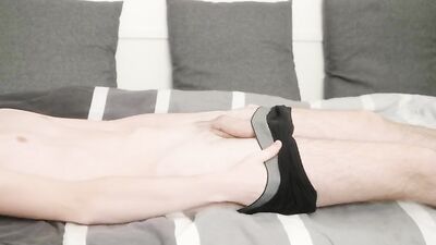 Young & Hungry - Jerking Off & Squirting Far!