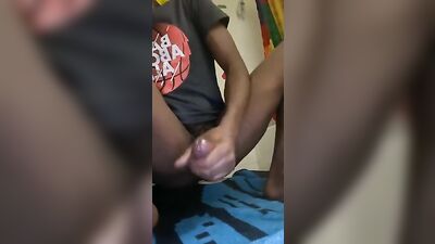 Amateur Cumshots and Hot Wanking: A XXX Parade of Gay Porn Excitement!