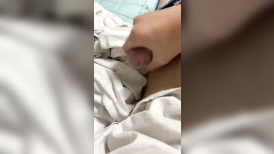 Mums Bed: A Cumshot Amateur Adventure!