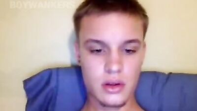 Young Cam Boys: Cuties with Big Dicks - Muscle Selfie Solo!