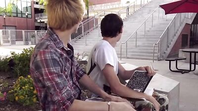 Bareback Twinks: Three Hardcore Men in Action