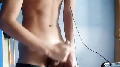 Gay Porn Teen with Cute Body Strips and Jerks Boys!