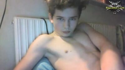 Gay Porn - Cute Twink with a Big Dick!