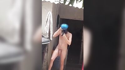 Outdoow Shower-no Cum 201