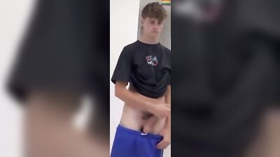 Young Twink Dreams: Big Cock Solo Web-Cam Fantasy