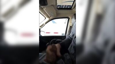 Highway Cumming Twinks: Roadside Jerk Session