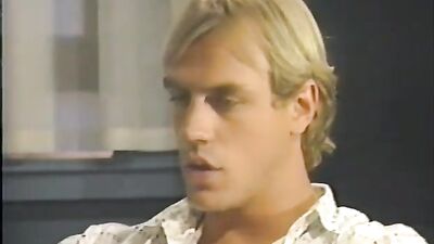 Cousins Passionate Reunion - A Classic SF Scene!