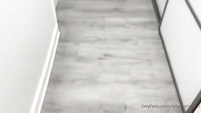 Raw Rhyheim Plows Jesse: Interracial Bareback Cum Shots