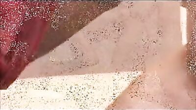 Who is this bottom ? Skinny Splitroasted