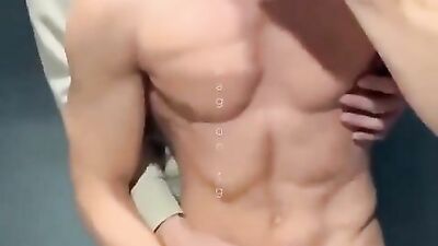 Lookbro is Back Again: Amateur Gay Porn Video with Hot Lookbro Action