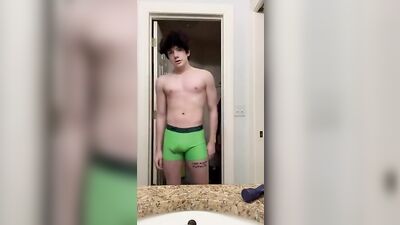 Muscle Flex Showdown - Cam Boys Porn