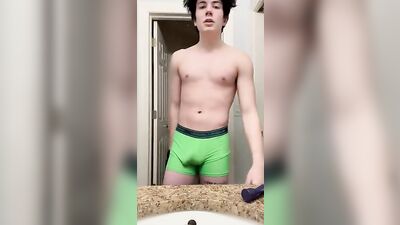 Muscle Flex Showdown - Cam Boys Porn