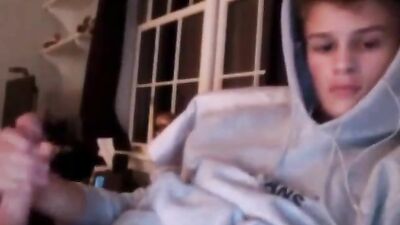 Young And Blonde Cutie: Self-Confessed Solo Cam Boy Gets Off!