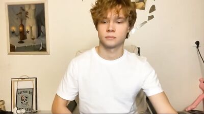 Cuties Self-Love Cam: Blonde Amateur Muscle Boy Solo Action!