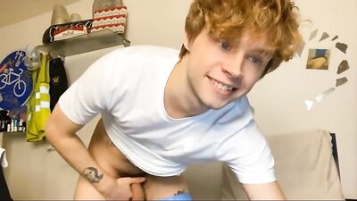 Cuties Self-Love Cam: Blonde Amateur Muscle Boy Solo Action!