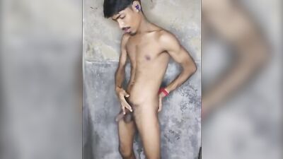 Gay Porn Web-Cam Amature Cum Shots Handjob Solo Prettyfaced Indian Twink