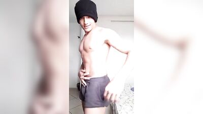 Golden Flexing Twink Cam Boys - Solo Gay Porn Video