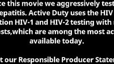 Bareback Hunks Blowjobs and Threesome: The Ultimate Gay Porn Experience