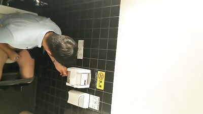 Asian Cum Shots with Nekama Boys: Japanese Toilet Spycam8