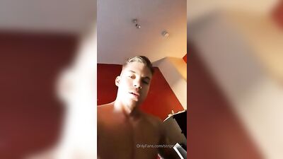 Big Ball-Boys: German Rogers Huge Muscle Show!