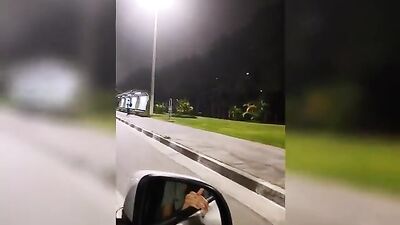 Gangbang Twink Oral Cumshots Bareback Porn: Hot Boys in Action!