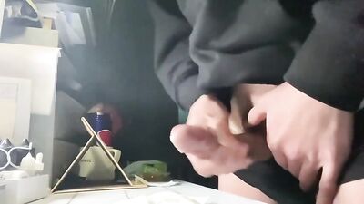 Cumshot Passion - Amateur Wanking and Hot Cumshots!