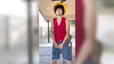 Que Guapo Cum Shots: Action Amateur Boys Delight!