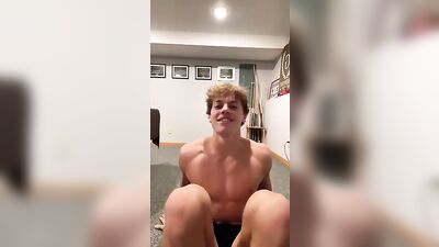 Hot bodybuilder workout