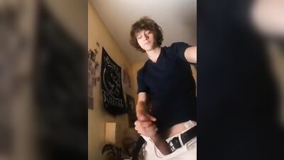 Curly Cuties Self-Serving Big Cock Showcase