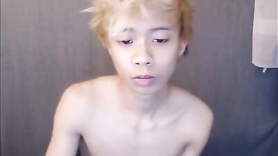 Young Asian Camboy JO Cum - Exploring Handjobs and Web-Cam Jerks Off