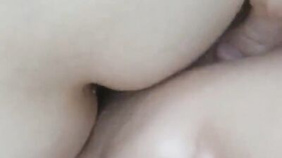 Young Twinks Lusting in the Pool: Amateur Gay Porn Action