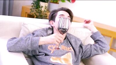 Bareback Twinks Couch Lovers: Raw Gay Porn Action on HBWTube!