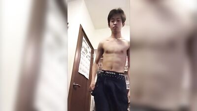 Japanese Cuties - Amateur Masterbation and Cum Shots!