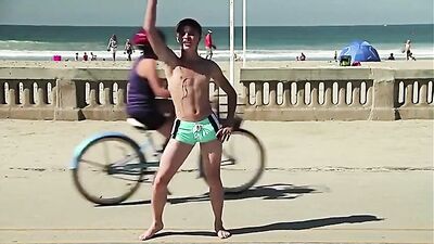 Beach Twink Dancing Adventure - Action Music Solo HD!