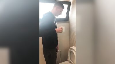 Golden Stream: Hot Meaty Pisser Returns!