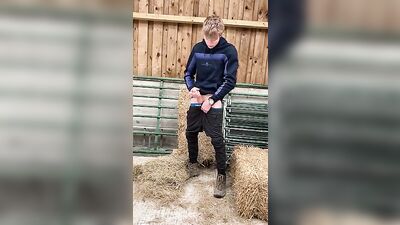 Milking Cowboy: Action Solo Straight Boys