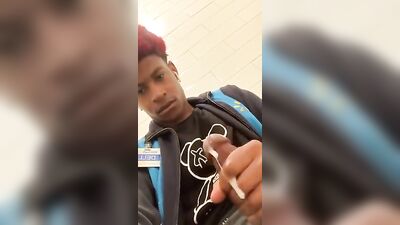 Gay Porn Frenzy - Amateur Wanking and Hot Cumshots!