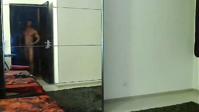 Muscle Boy Nudes: Bearded Blond Poses For You!